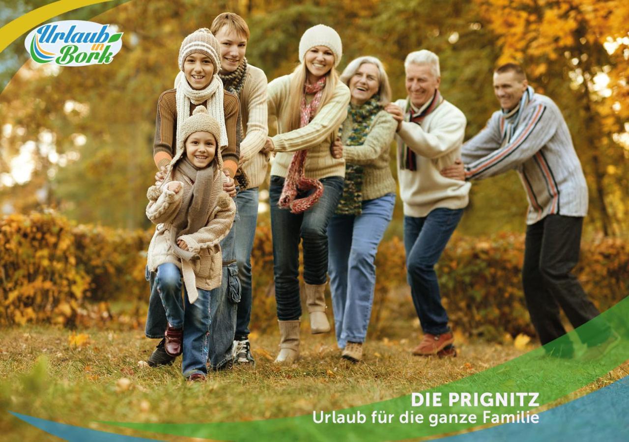 Jagd-Angler-Suite-04-Im-Wald-Am-See Kyritz Esterno foto